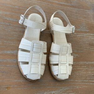 Freda Salvador Sera Leather Fisherman Ivory Embossed Flat Sandals US7.5